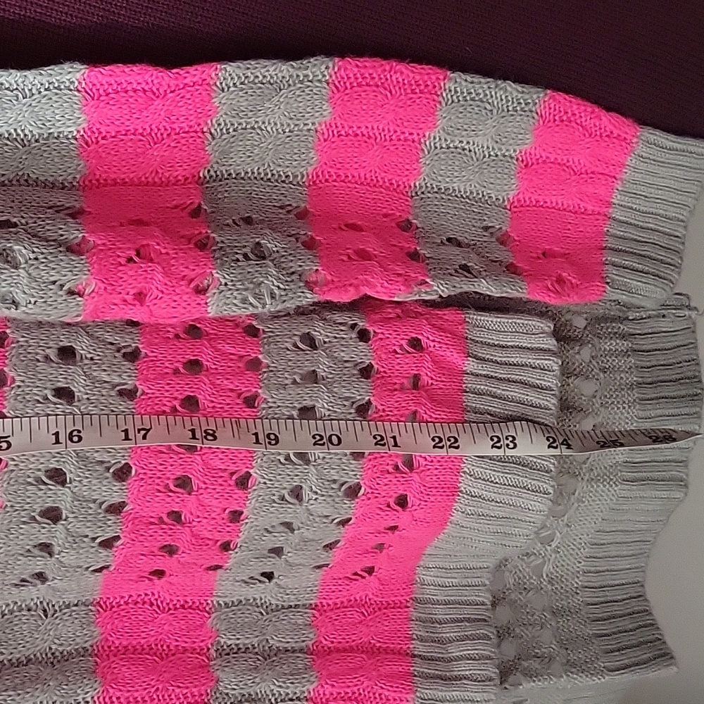 Allen B. Sweater - Picture 7 of 7